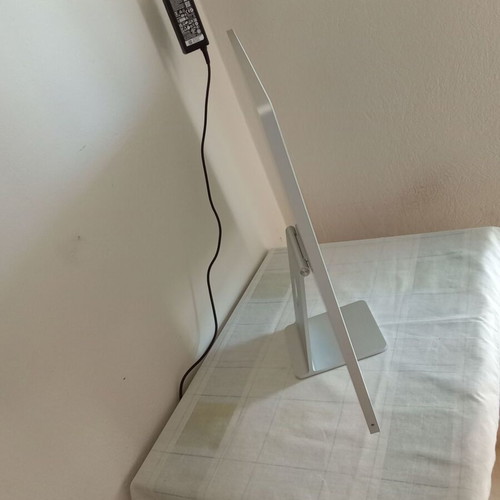 Apple iMac 24" M1 4.5K with 16GB RAM and 1TB SSD like new