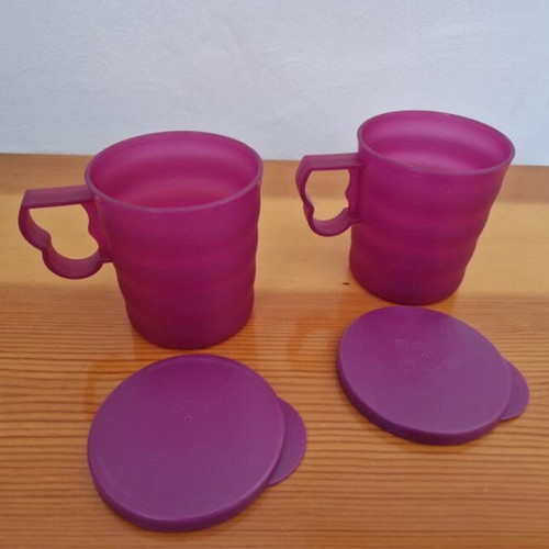 Tupperware mugs with lids new, leak-proof for beverages