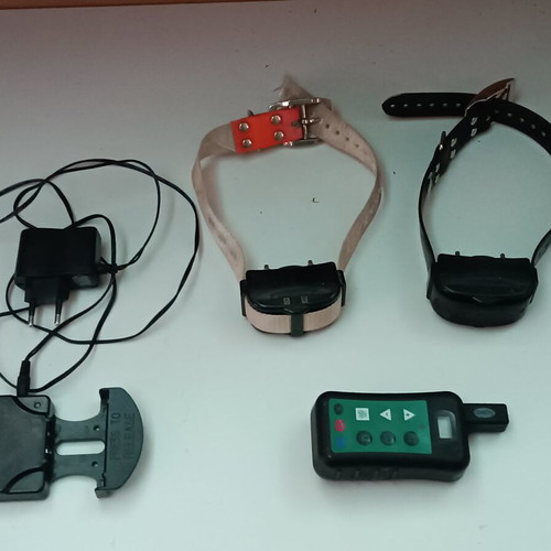 Electric dog training collars used, pack of 2 with remote and charger