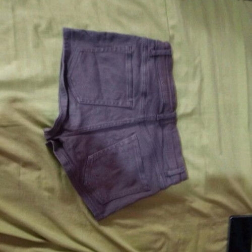 H&M shorts green like new, size S