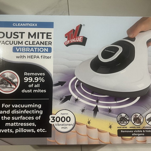 Cleanmaxx Dust Mite Vacuum Cleaner new, handheld with HEPA filter