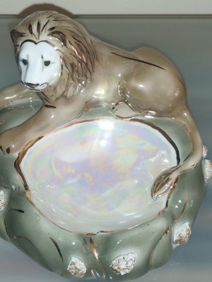 Kislovodsk porcelain "King of Beasts" new, hand-painted