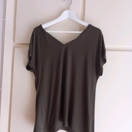 Berska blouse S with short sleeves and back laces, like new
