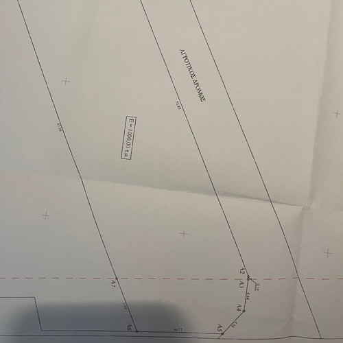 Οικόπεδο 1000 τμ γωνιακό σε οικιστική ζώνη Ριζόμυλος