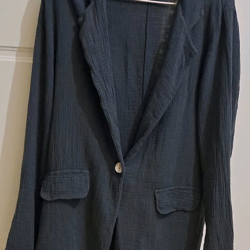 Celestino jacket like new, 100% cotton, dark gray textured fabric