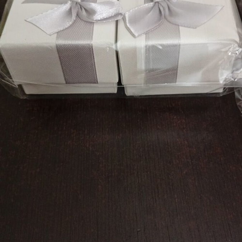 Gift boxes new, pack of 8, sealed in packaging