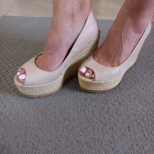 Platform sandals size 36 used, beige