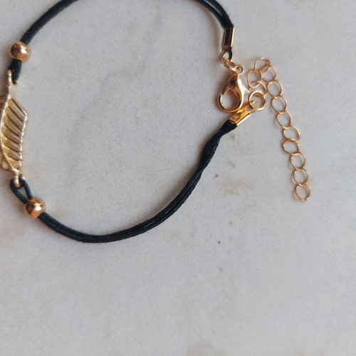 Leaf bracelet new women's in gold and black