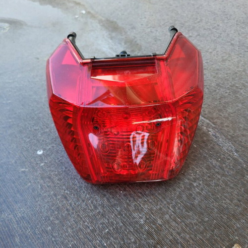 Innova rear light like new, genuine injection