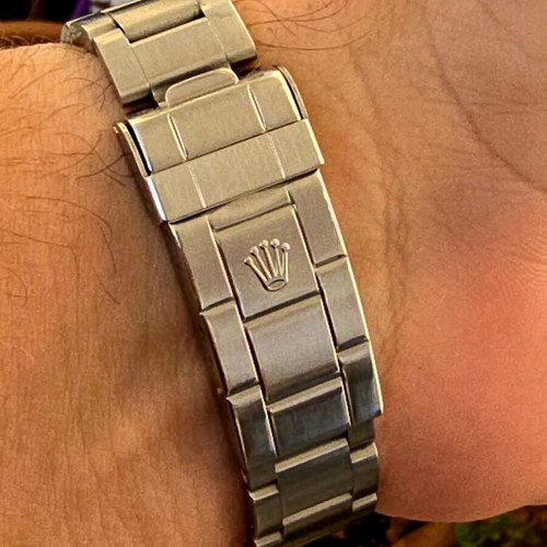 Rolex Sea Dweller 16600 40mm like new, full set with solid links