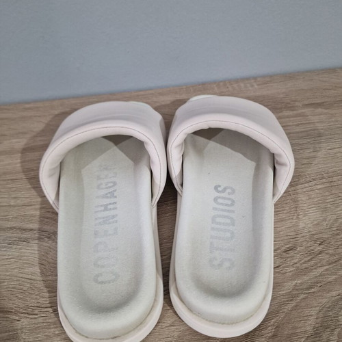 Copenhagen Studios Nappa Eggshell Leather Women Slides Size 38 like new