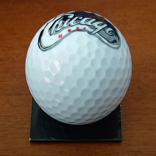 Souvenir Golf Ball with Chicago Logo new