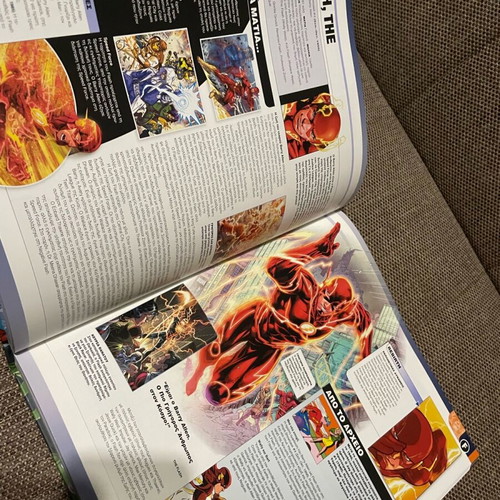 DC Comics Encyclopedia like new