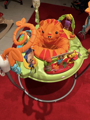 Fisher-Price Jumperoo Lion activity center like new