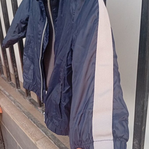 Benetton baby jacket like new, size 1 to 2 years, zipper, pockets