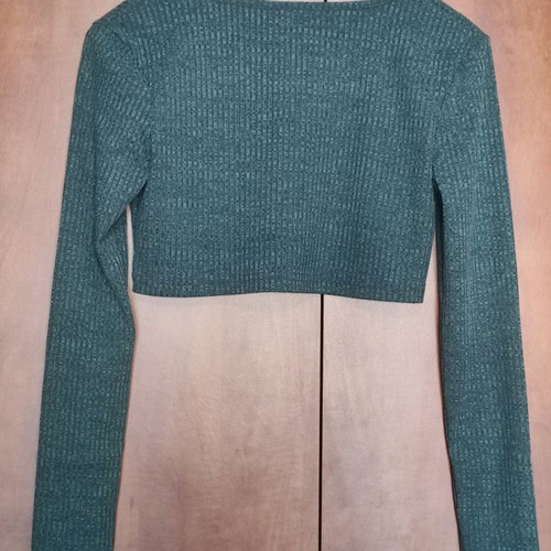 Gym set with crop top and leggings like new, gray