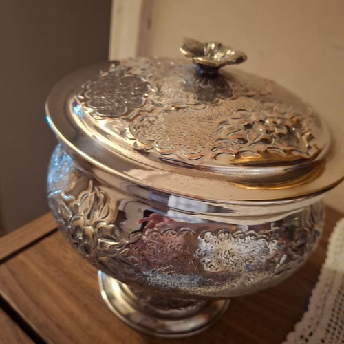 Silver-plated footed fondue pot