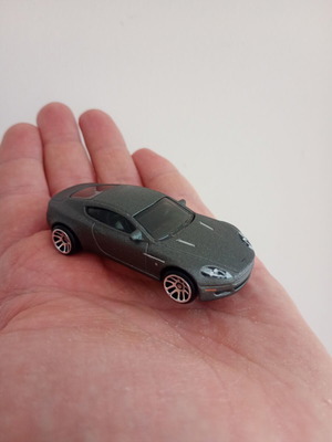 Hot Wheels Fast & Furious Villains 2005 Aston Martin αυτοκινητάκι σαν καινούργιο