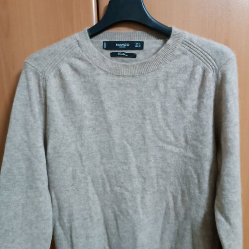 Beige cashmere sweater Mango size S like new