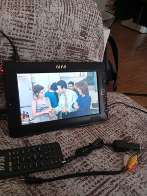 F&U 9" Portable Digital TV