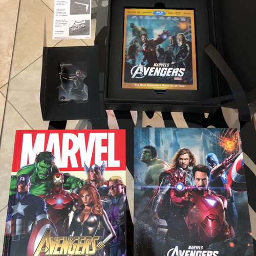 Marvels Avengers 3D Blu-Ray, Blu-Ray DVD collection used with many extras