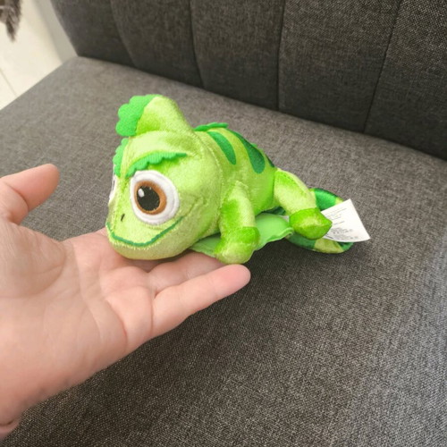 Shoulder Pals Pascal Rapunzel Tangled Disney Princess new with magnet