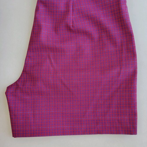 Benetton pink shorts size M like new