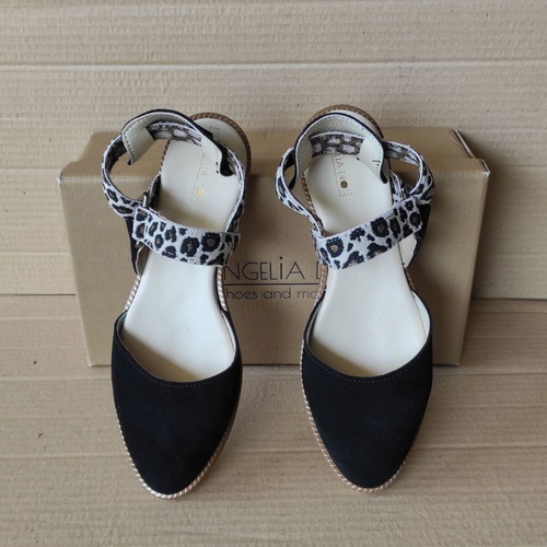 Evangelia Drosi ballerina sandals like new, black suede and leopard fabric