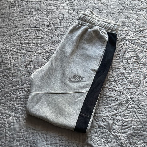 Nike Sportswear kids' grey sweatpants, XL 158-170cm