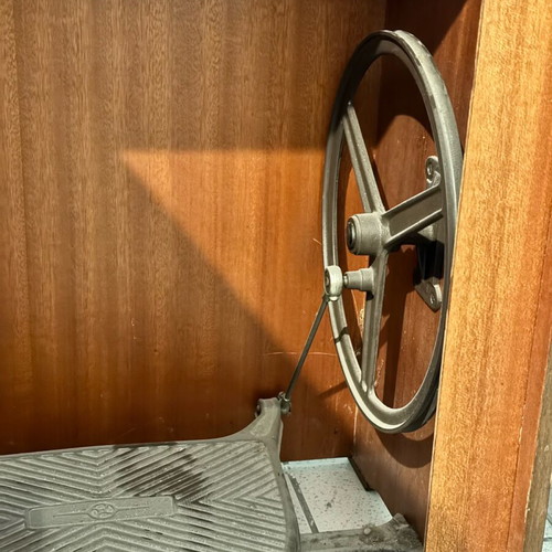 Singer sewing machine used vintage