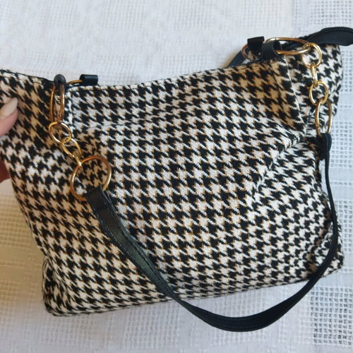 Soft shoulder bag like new