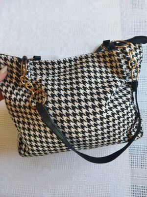 Soft shoulder bag like new