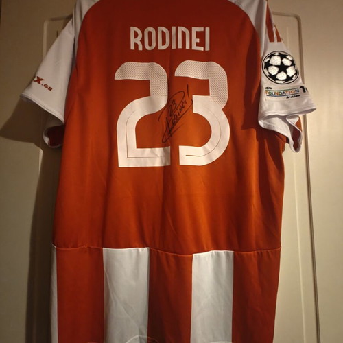 Signed Rodinei Olympiakos jersey with Champions League patches 2025-2026, XL slim fit