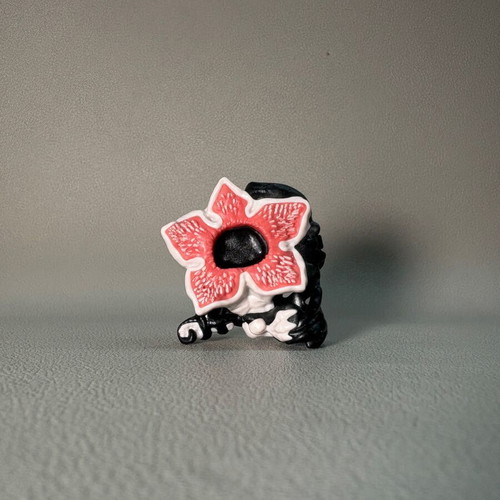 Kinder Joy Funko Pop Pencil Deco Demogorgon like new