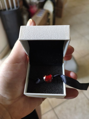Pandora Charm Murano new, red with sparkling angles like ruby