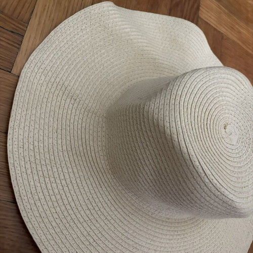 Straw hat like new, beige, one size