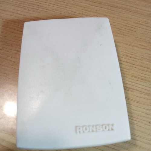 Ronson Varaflame vintage lighter with leather wrap like new