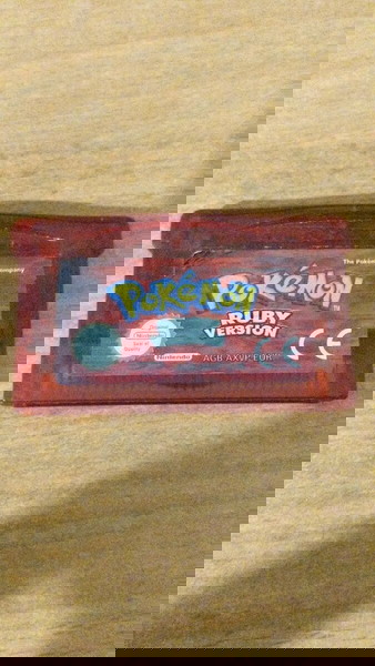 Pokémon ruby version (authentic)