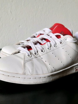 Adidas Stan Smith sneakers like new, size 38, white and red