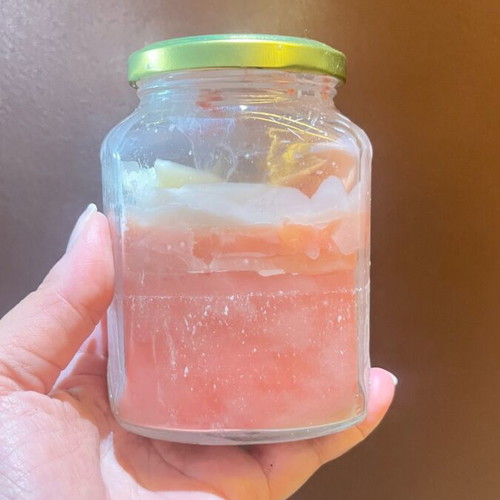 Craft wax used, lightly scented