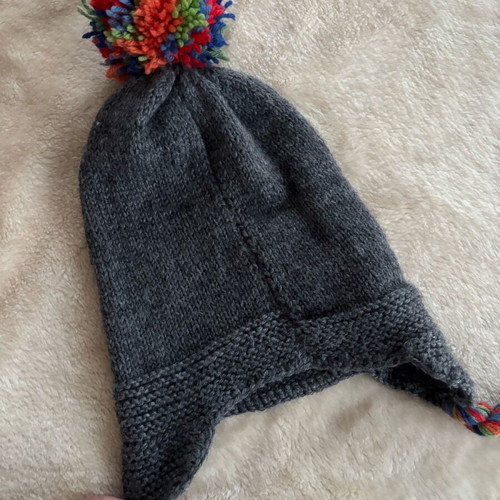 Handmade grey knit cap like new