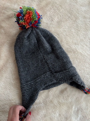 Handmade grey knit cap like new