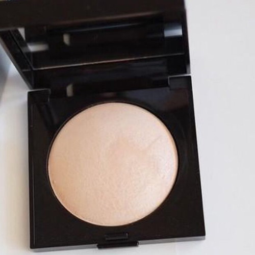 Laura Mercier Matte Radiance Baked Powder highlighter new