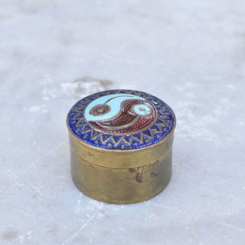 Vintage brass round cloisonné Yin Yang box with enamel used