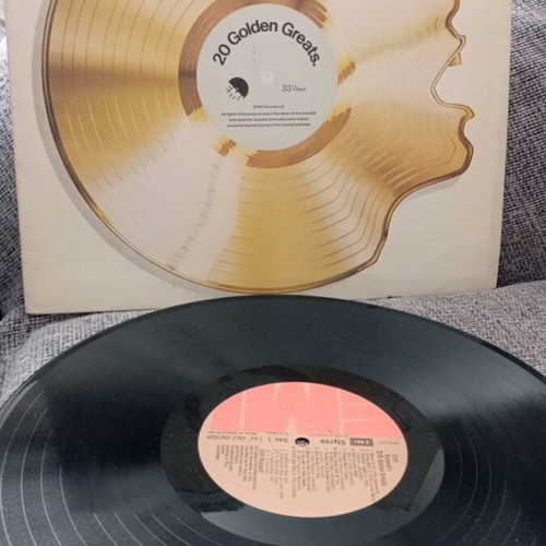 Vinyl 20 Golden Greats Cliff Richard volume one used
