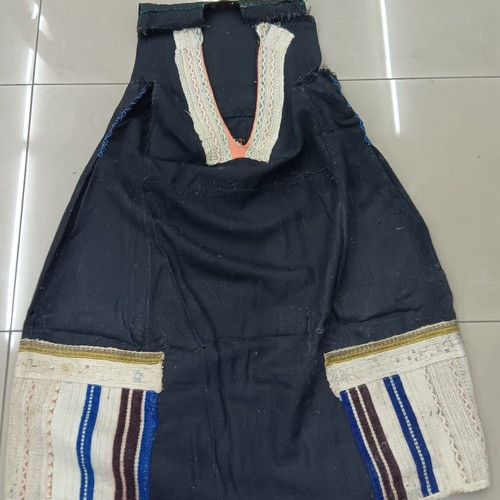 Traditional collectible wool dress era No 67 used