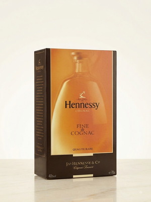 Hennessy Fine de Cognac Qualité Rare 700ml new, collectible edition