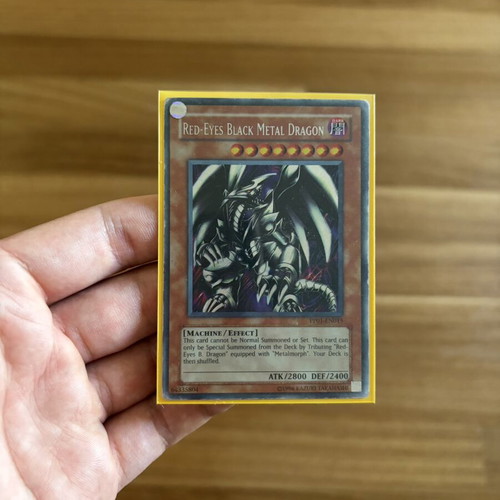 Yugioh Red-Eyes Black Metal Dragon card