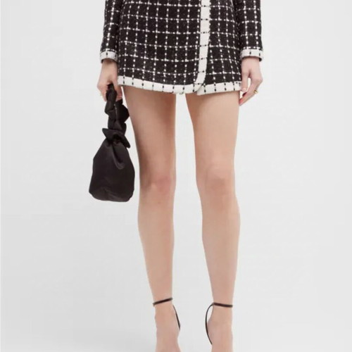 Alice + Olivia skort - unworn - size 8 (medium)