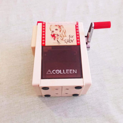 Macoto Takahashi Showa Retro Vintage Japanese Colleen Pencil Sharpener for Lady like new
